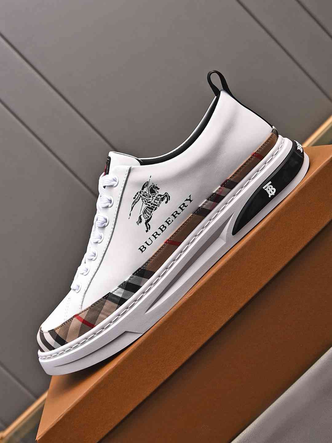 Burberry Men’s Leather Sneakers Colorway 6 1308220-6