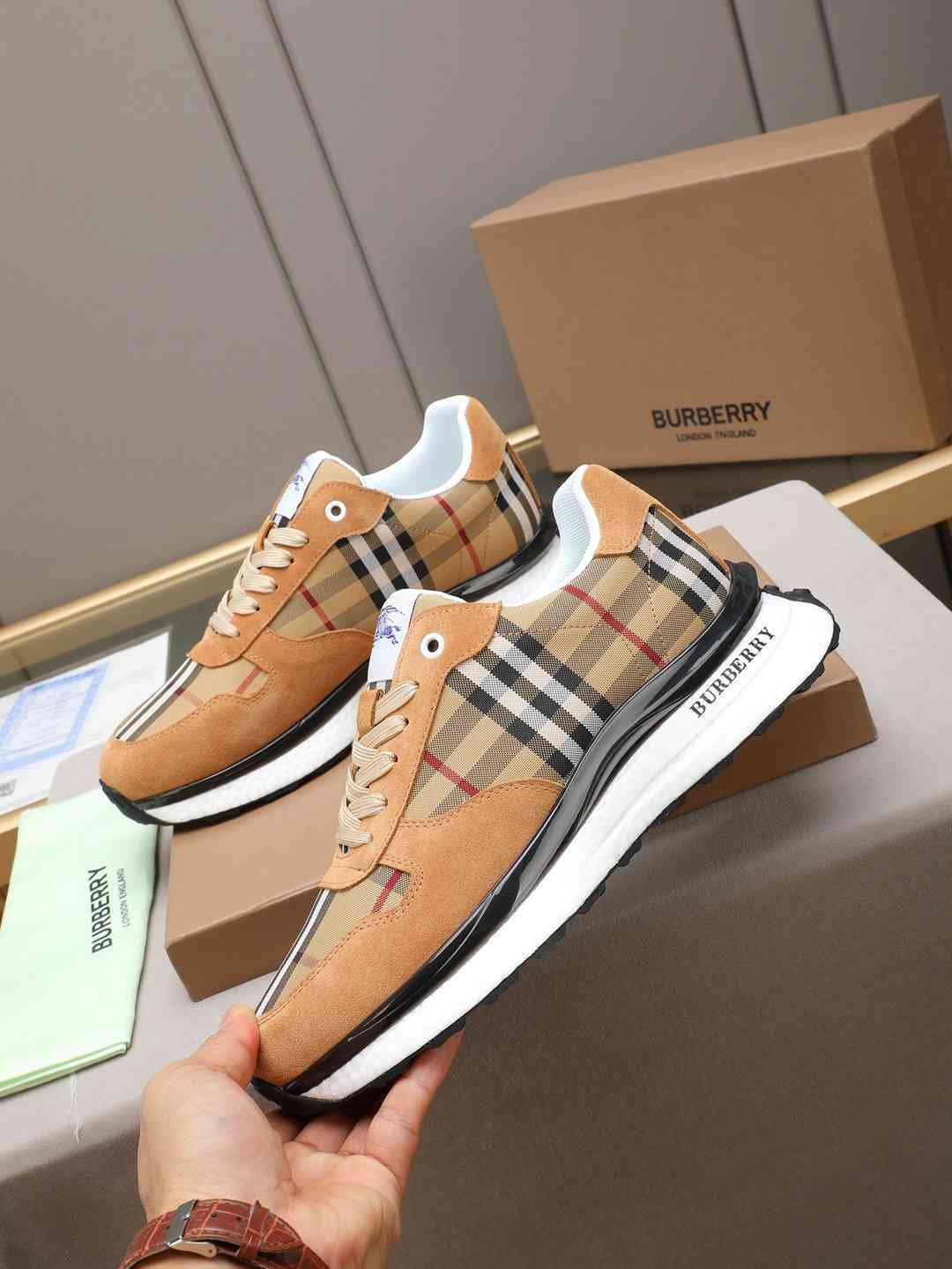 Burberry Men’s Sneakers Colorway 1 1308250-1