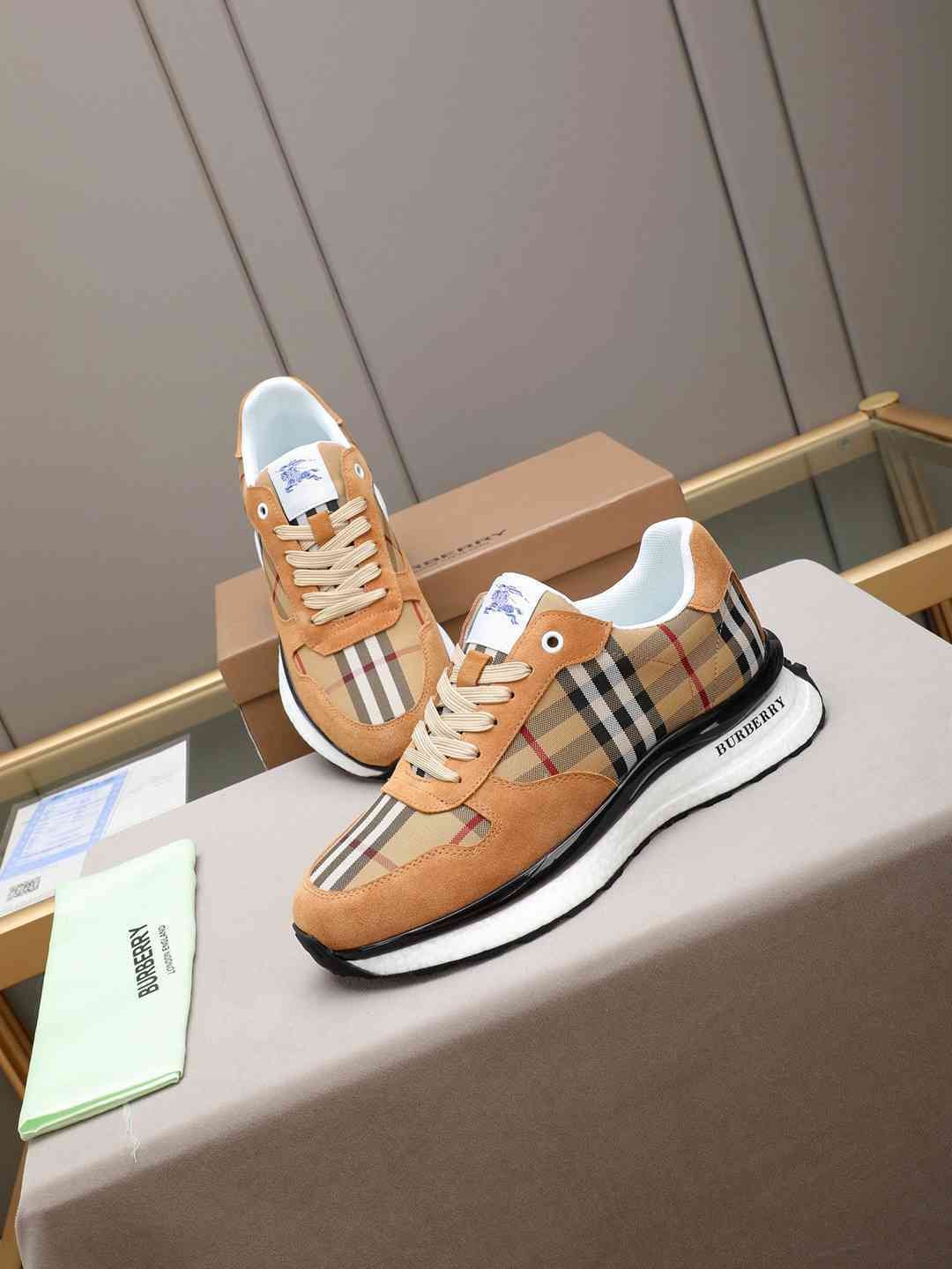 Burberry Men’s Sneakers Colorway 1 1308250-1