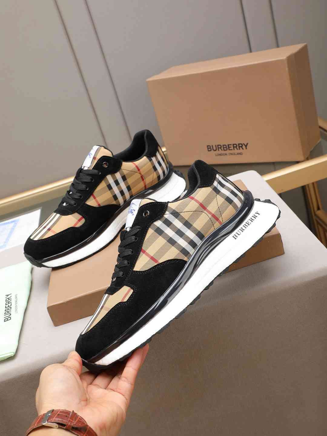 Burberry Men’s Sneakers 1308250