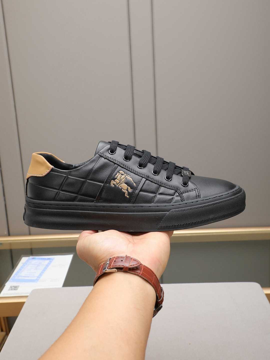 Burberry Leather Designer Sneakers Colorway 2 1308220-2