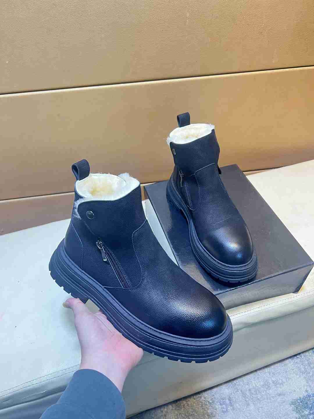 UGG Men's Leather Sneakers Colorway 6 1031360-6