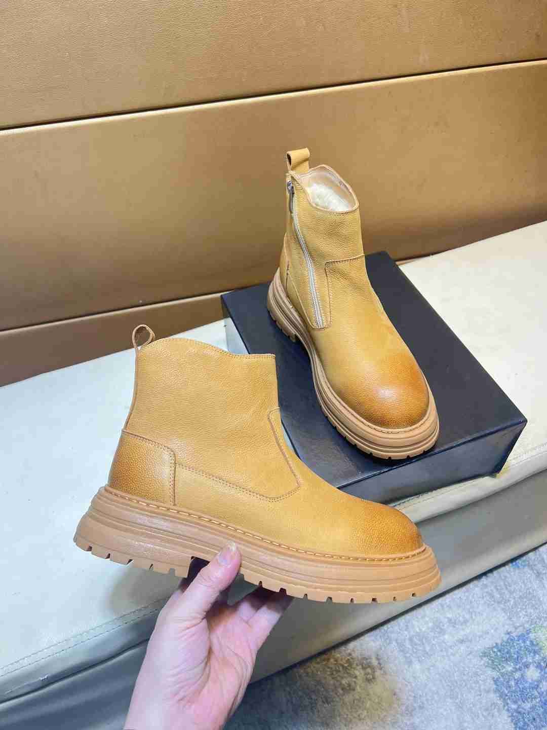 UGG Men’s Leather Sneakers Colorway 5 1031360-5