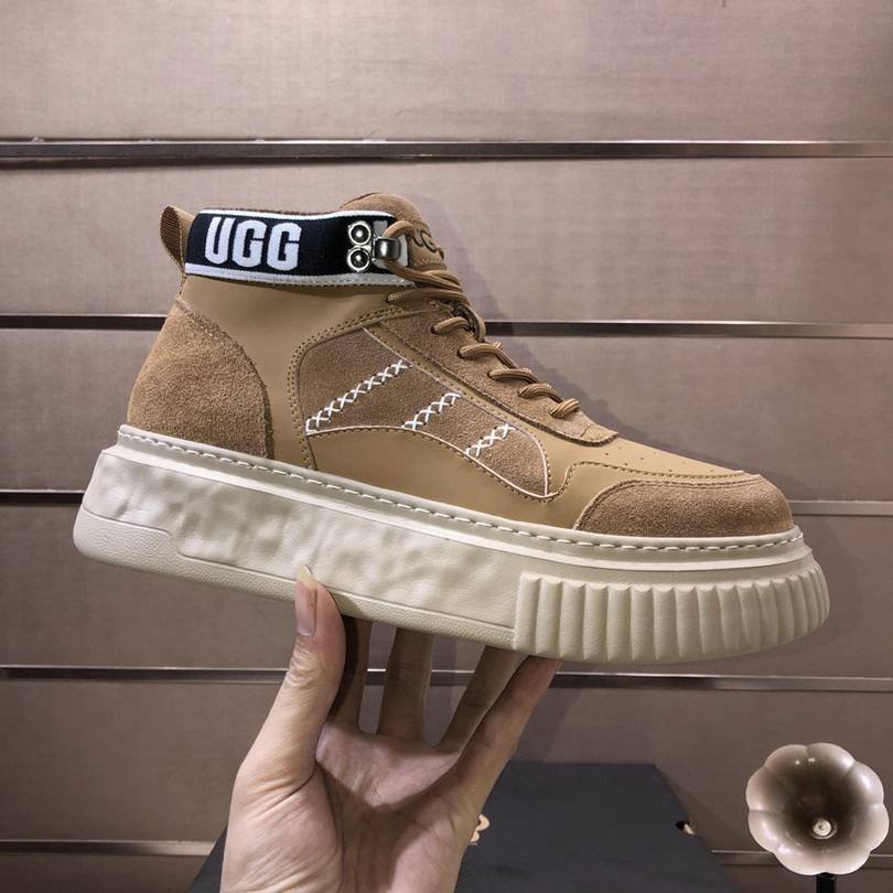 UGG Men’s Leather Boots Colorway 18 1725340-18