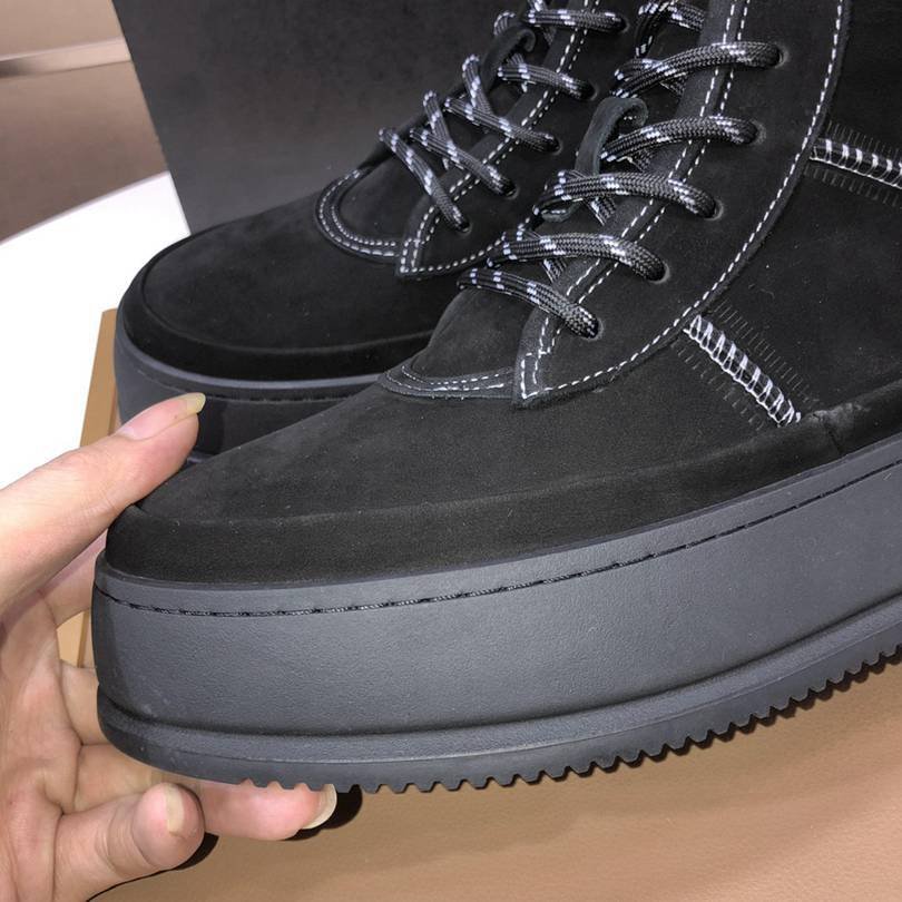 UGG Men’s UGG-5877 Boots Colorway 3 1725340-3