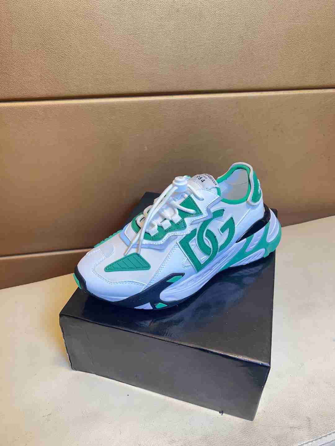 Dolce & Gabbana Men’s DG HK Sneakers Colorway 5 1031280-5