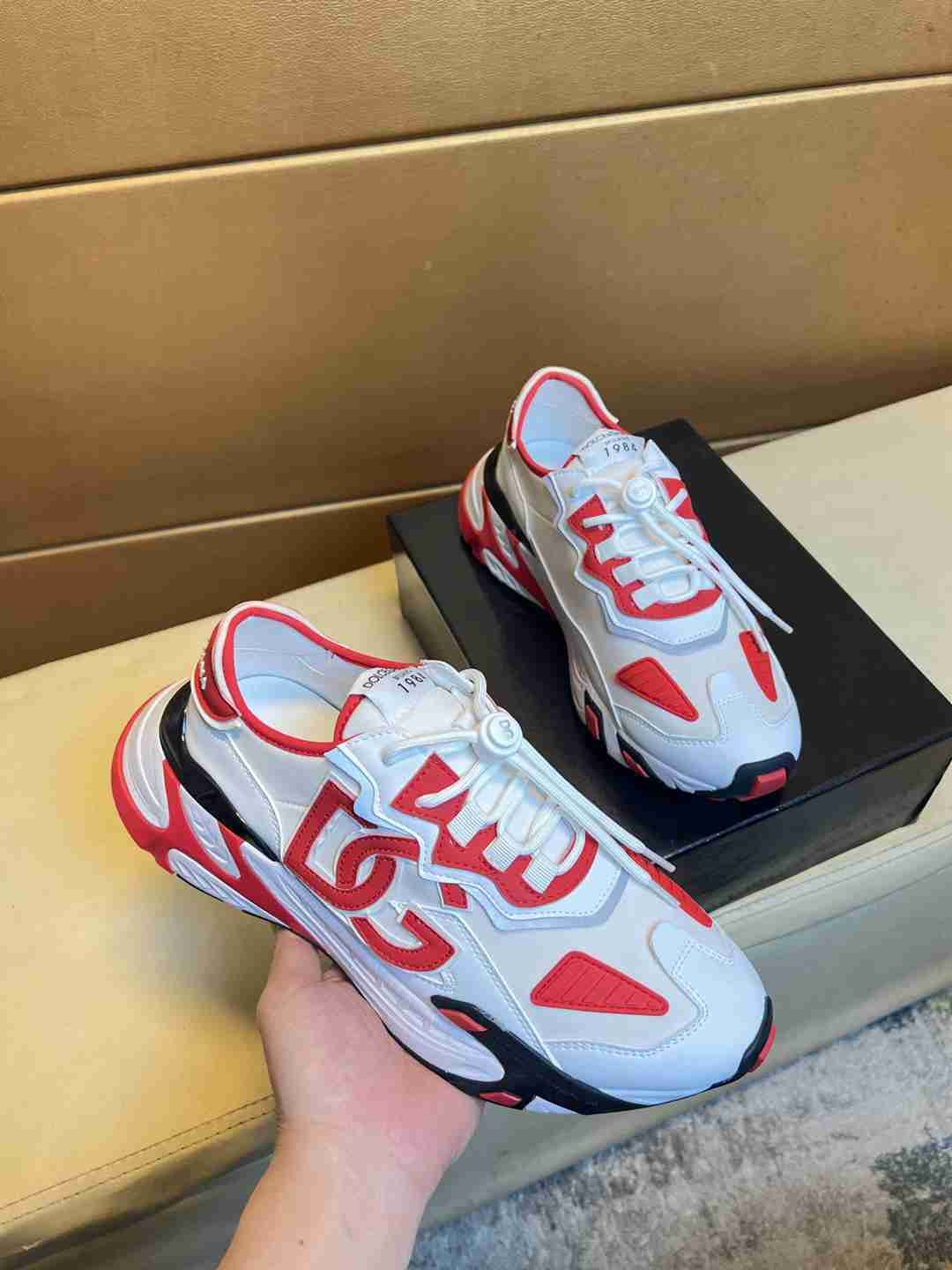 Dolce & Gabbana Men's DG HK Sneakers Colorway 3 1031280-3