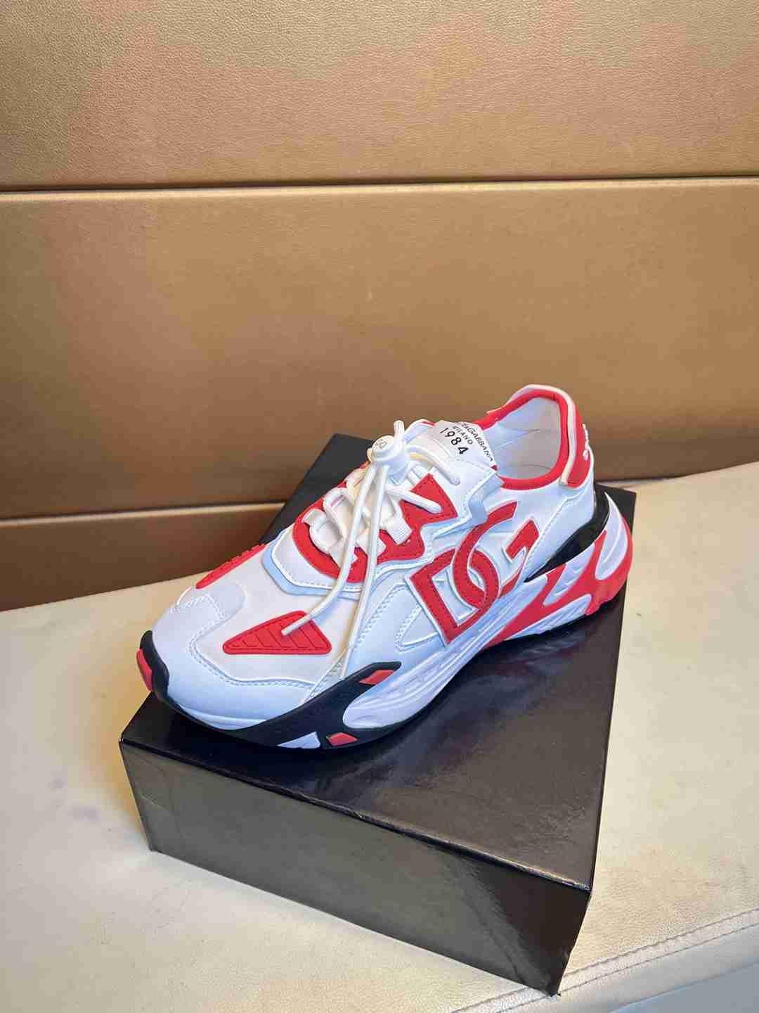 Dolce & Gabbana Men’s DG HK Sneakers Colorway 3 1031280-3
