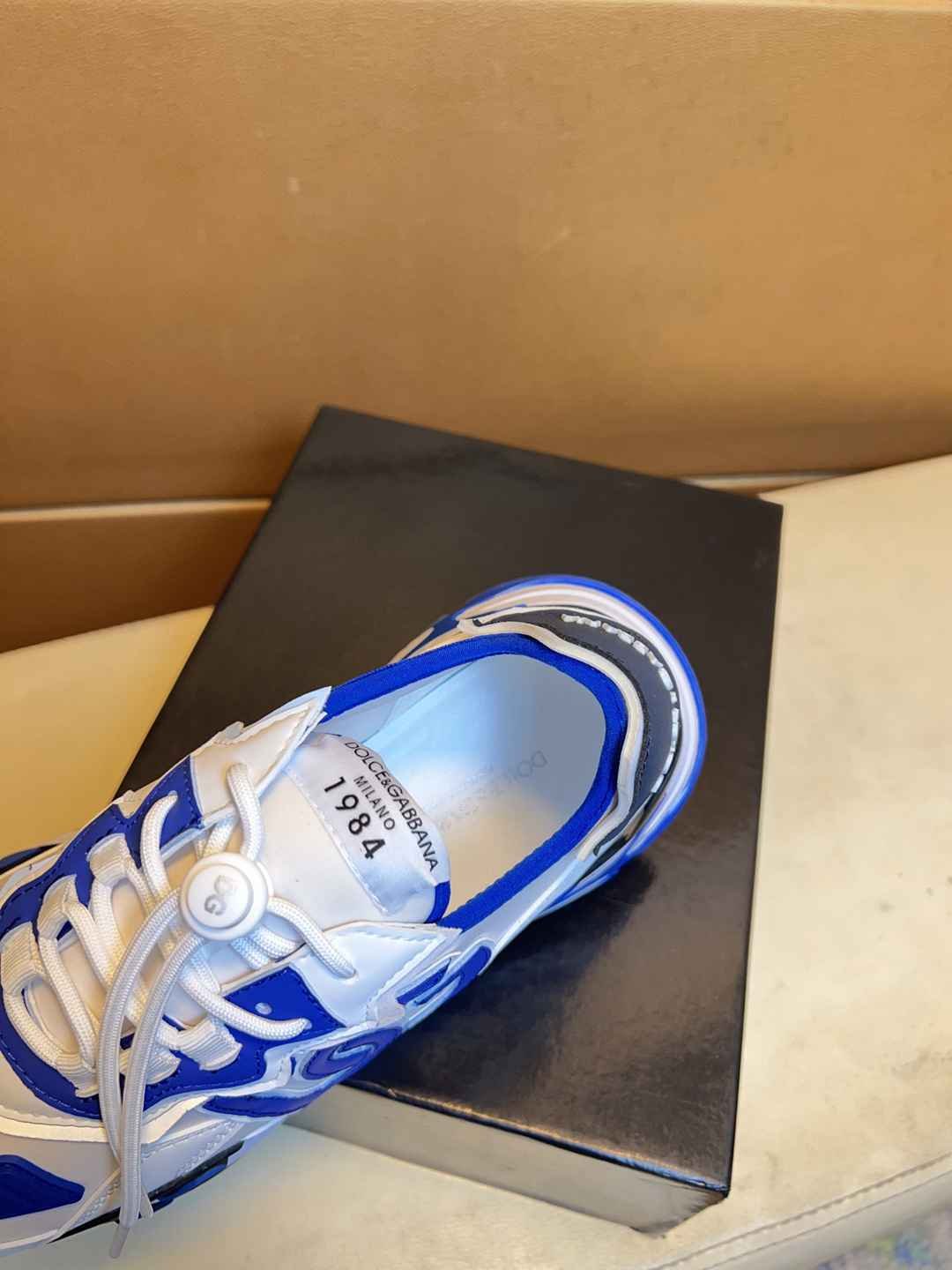 Dolce & Gabbana Men’s DG HK Sneakers Colorway 2 1031280-2