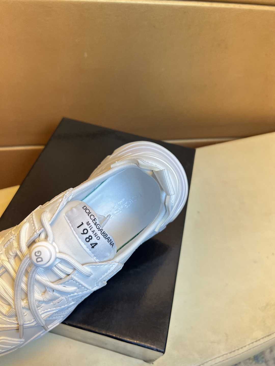Dolce & Gabbana Men’s DG HK Sneakers Colorway 1 1031280-1