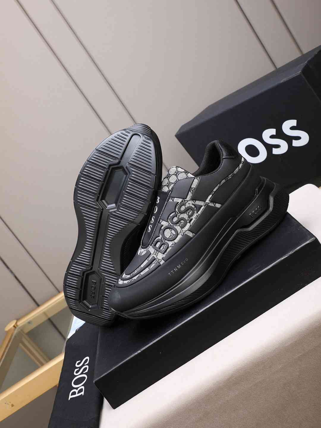 Boss Men’s Leather Sneakers Colorway 8 1308260-8