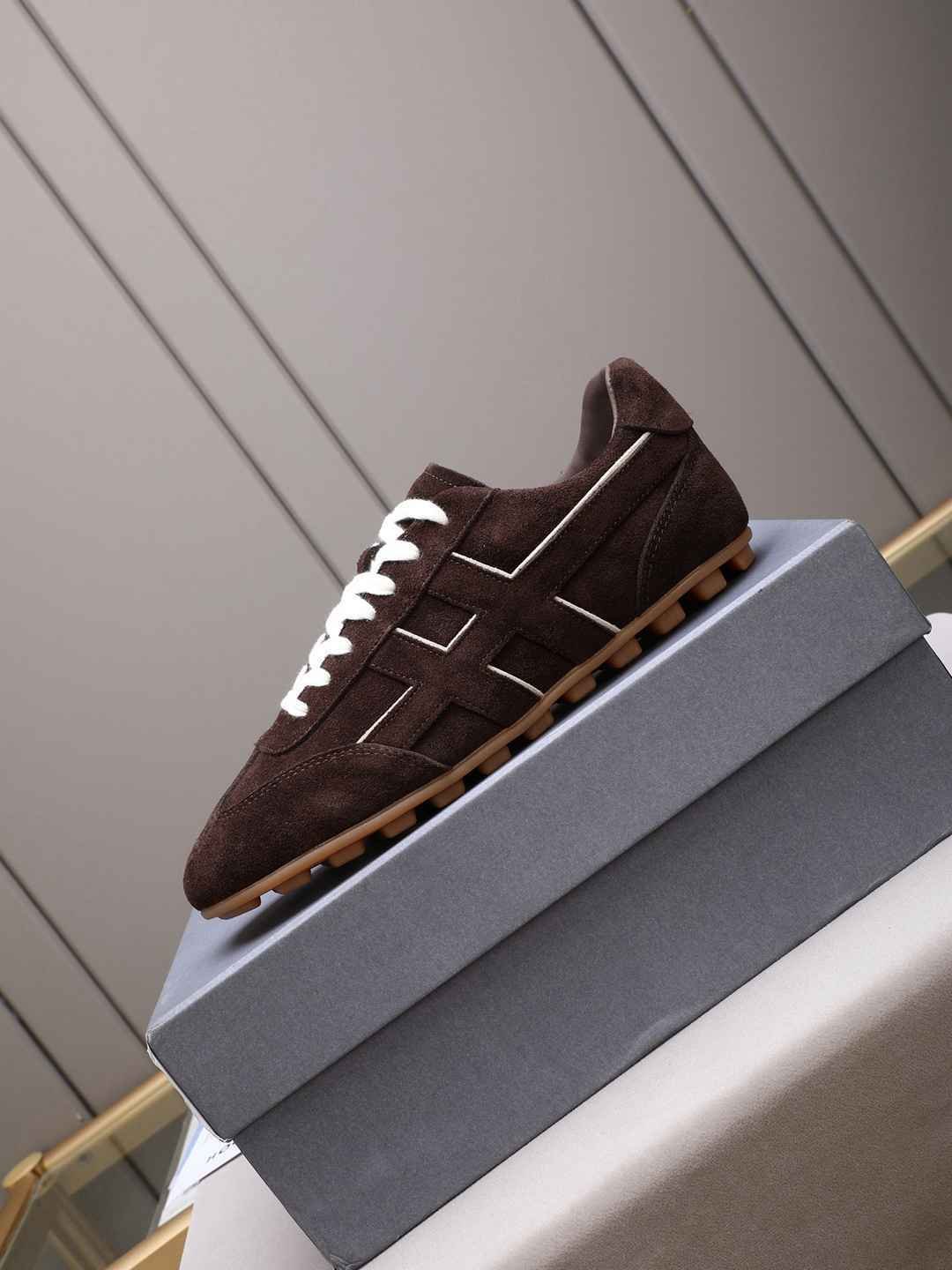 Hogan Calfskin leather Sneakers Colorway 8 1308350-8