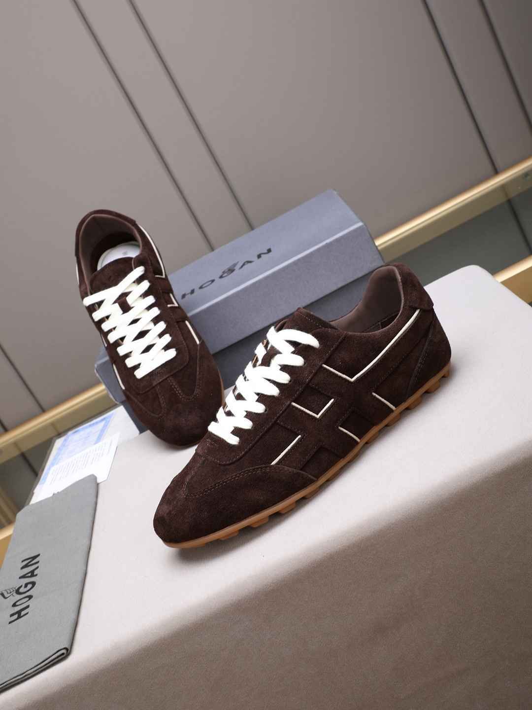 Hogan Calfskin leather Sneakers Colorway 8 1308350-8