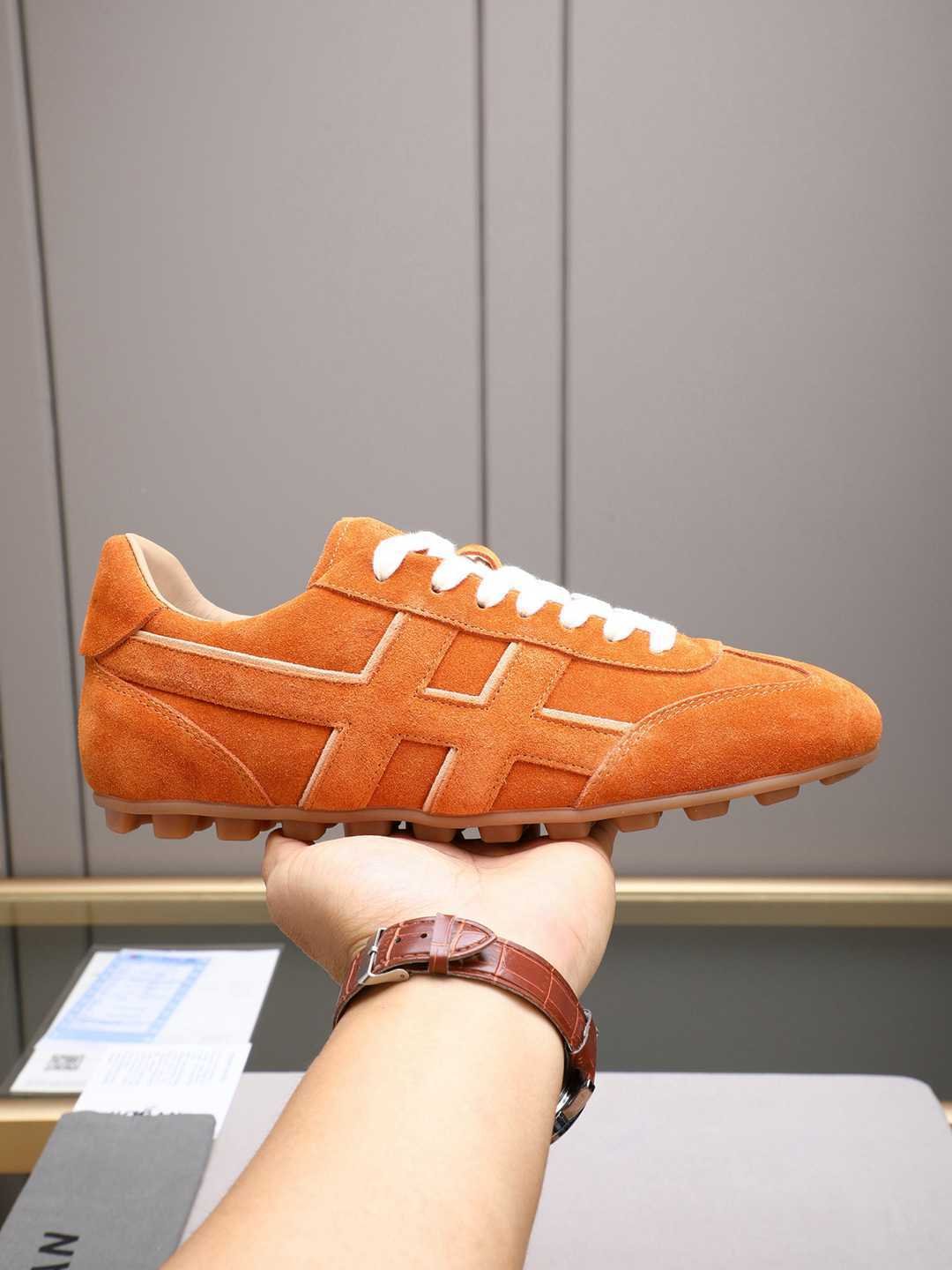 Hogan Calfskin leather Sneakers Colorway 7 1308350-7