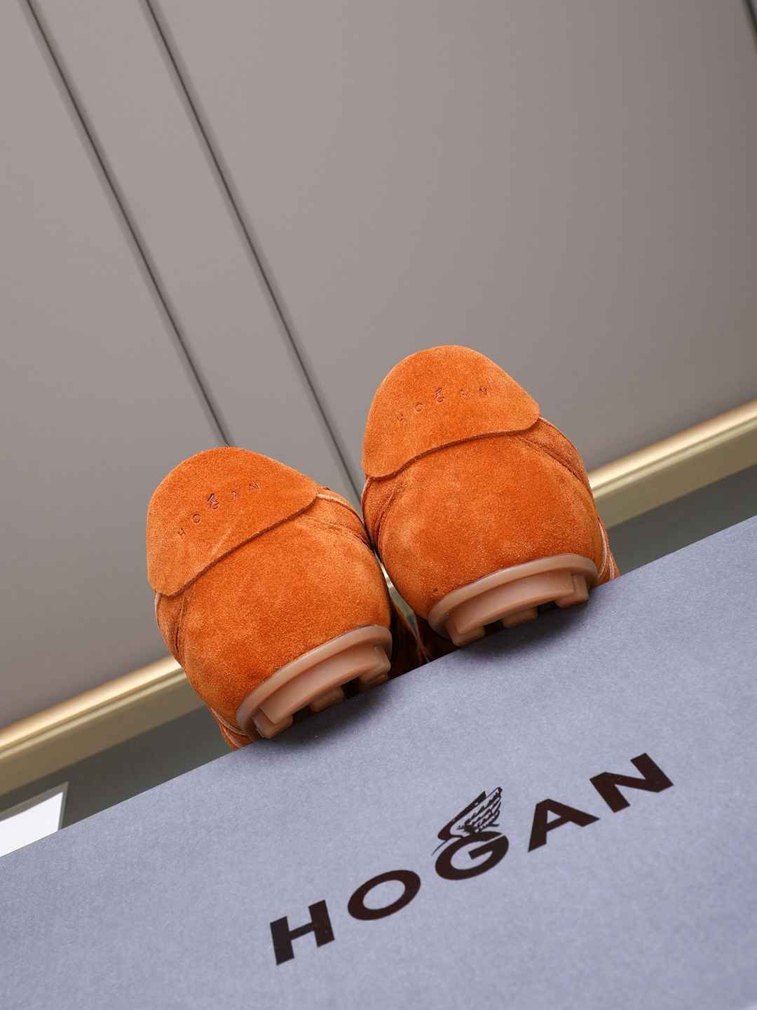 Hogan Calfskin leather Sneakers Colorway 7 1308350-7