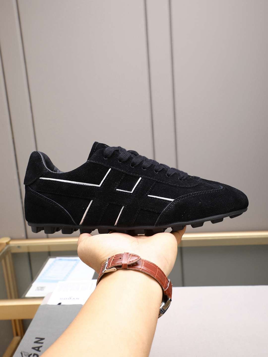 Hogan Calfskin leather Sneakers Colorway 4 1308350-4