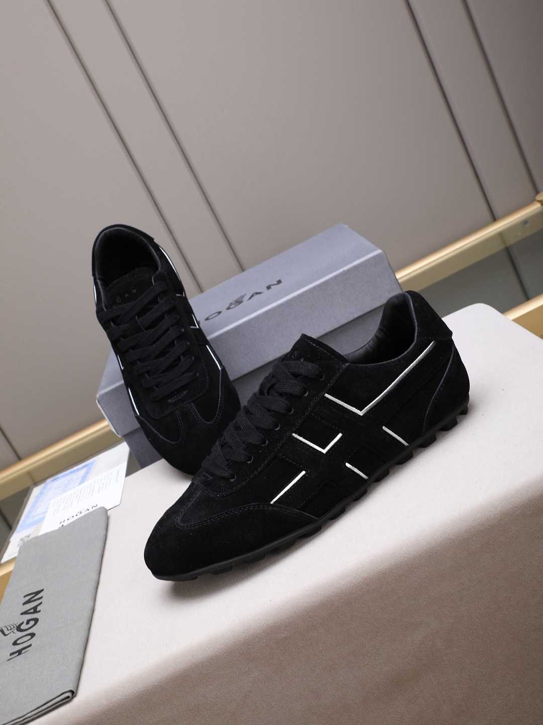Hogan Calfskin leather Sneakers Colorway 4 1308350-4