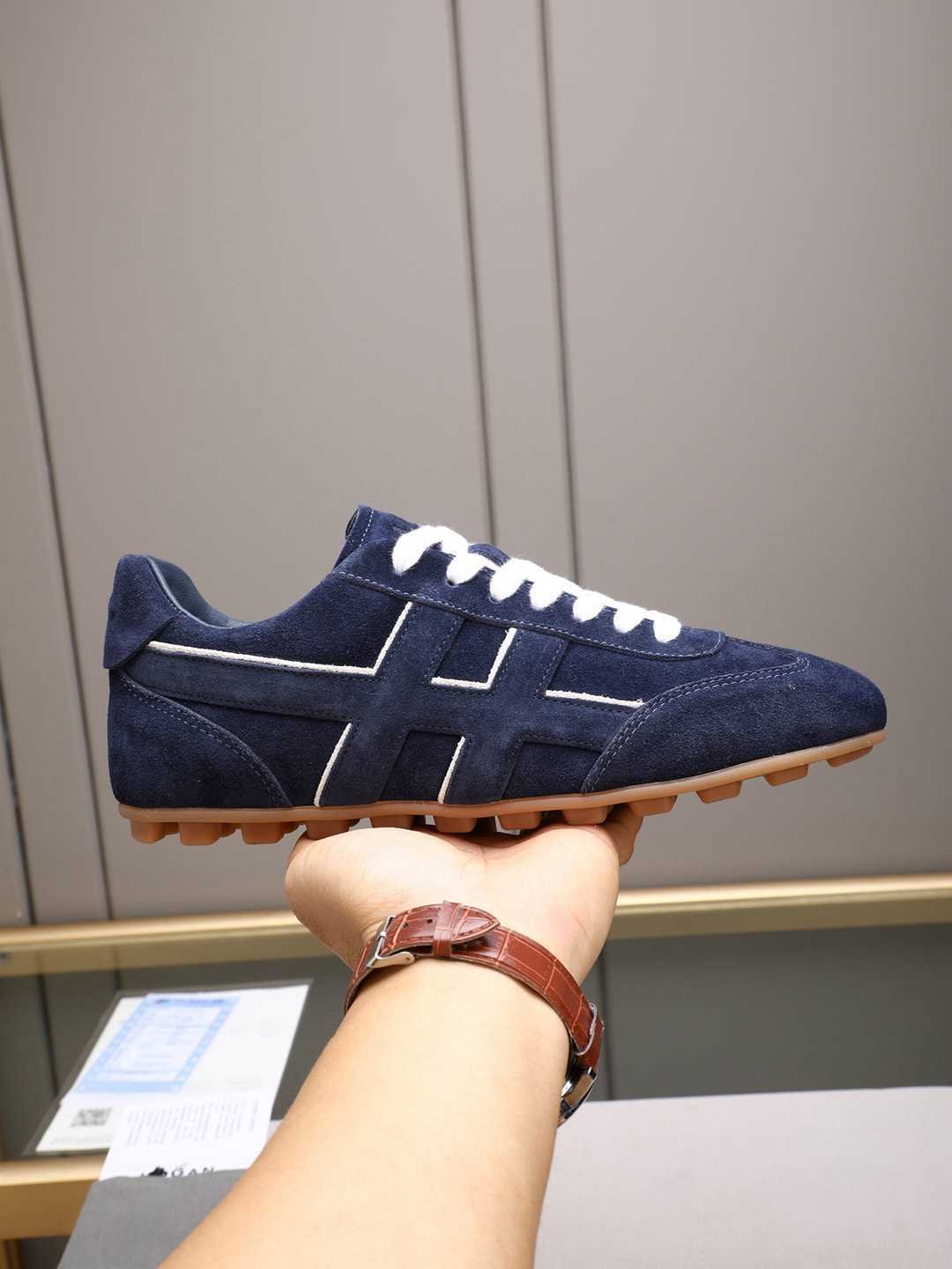 Hogan Calfskin leather Sneakers Colorway 3 1308350-3