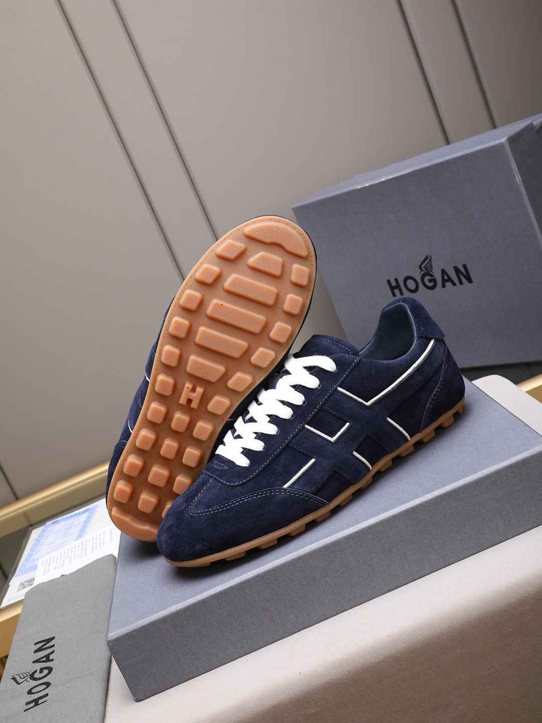 Hogan Calfskin leather Sneakers Colorway 3 1308350-3