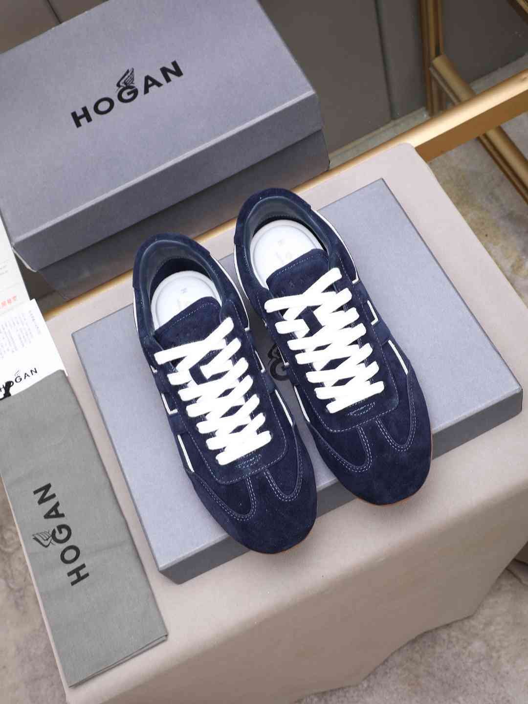 Hogan Calfskin leather Sneakers Colorway 3 1308350-3