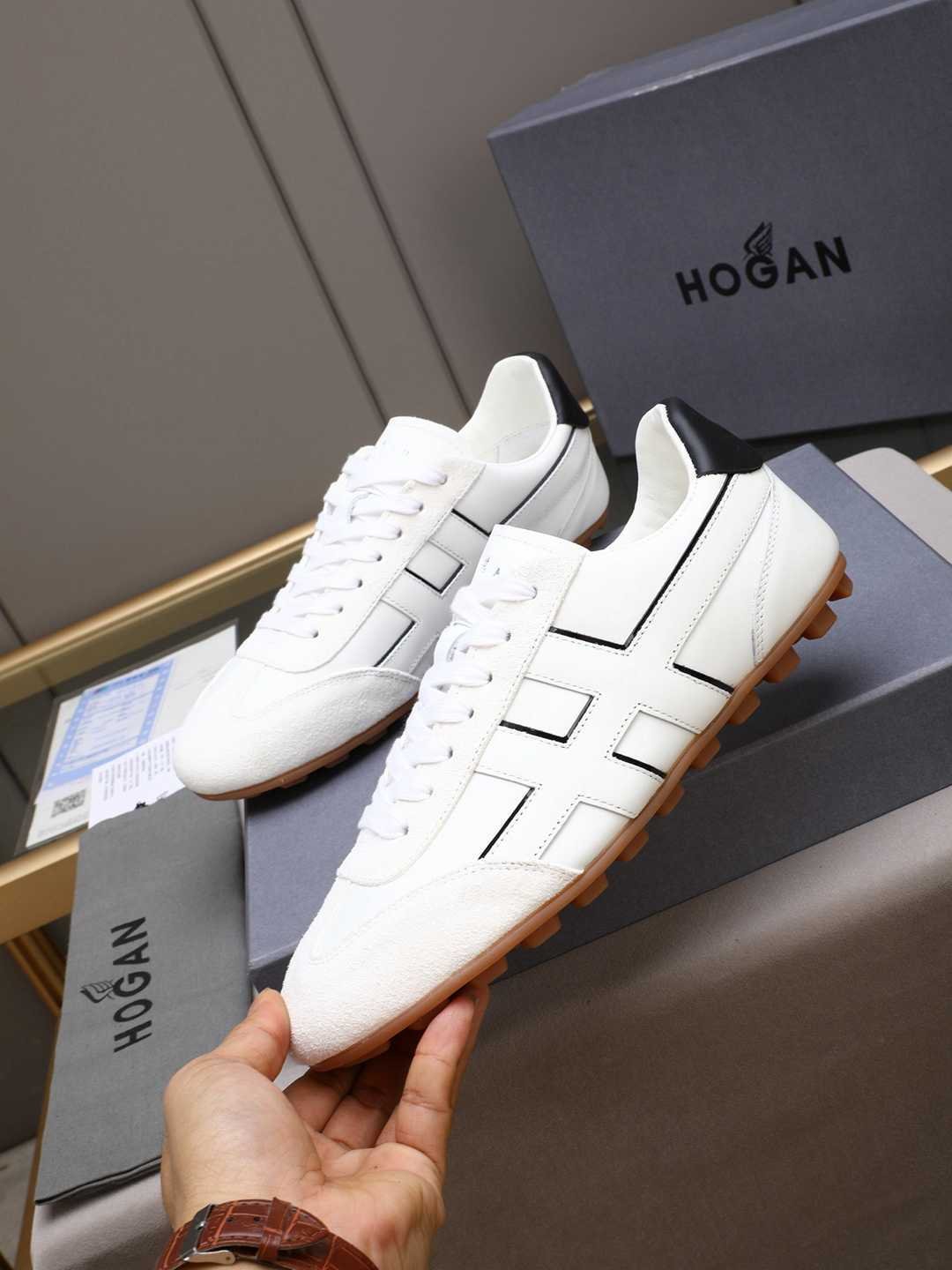 Hogan Calfskin leather Sneakers Colorway 2 1308350-2