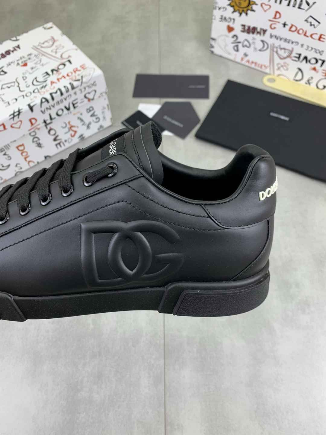 Dolce & Gabbana Men’s DG Driver Sneakers Colorway 11 1081430-11