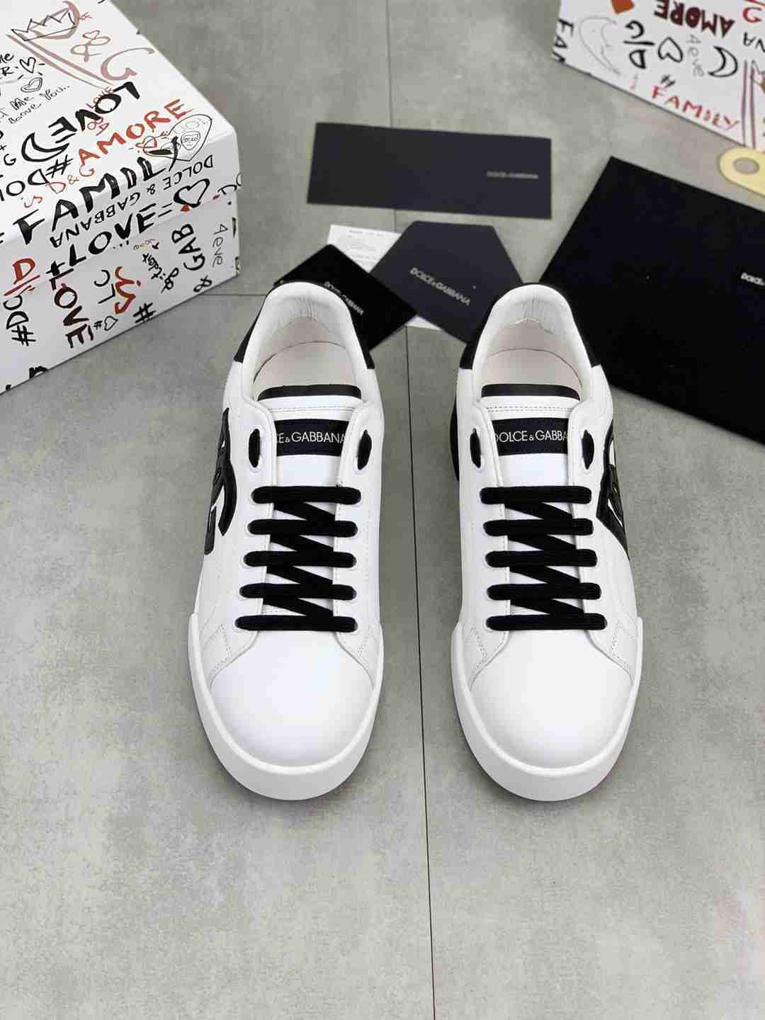 Dolce & Gabbana Men’s DG Driver Sneakers 1081430