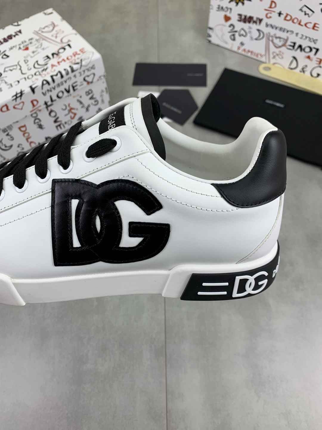 Dolce & Gabbana Men’s DG Driver Sneakers 1081430