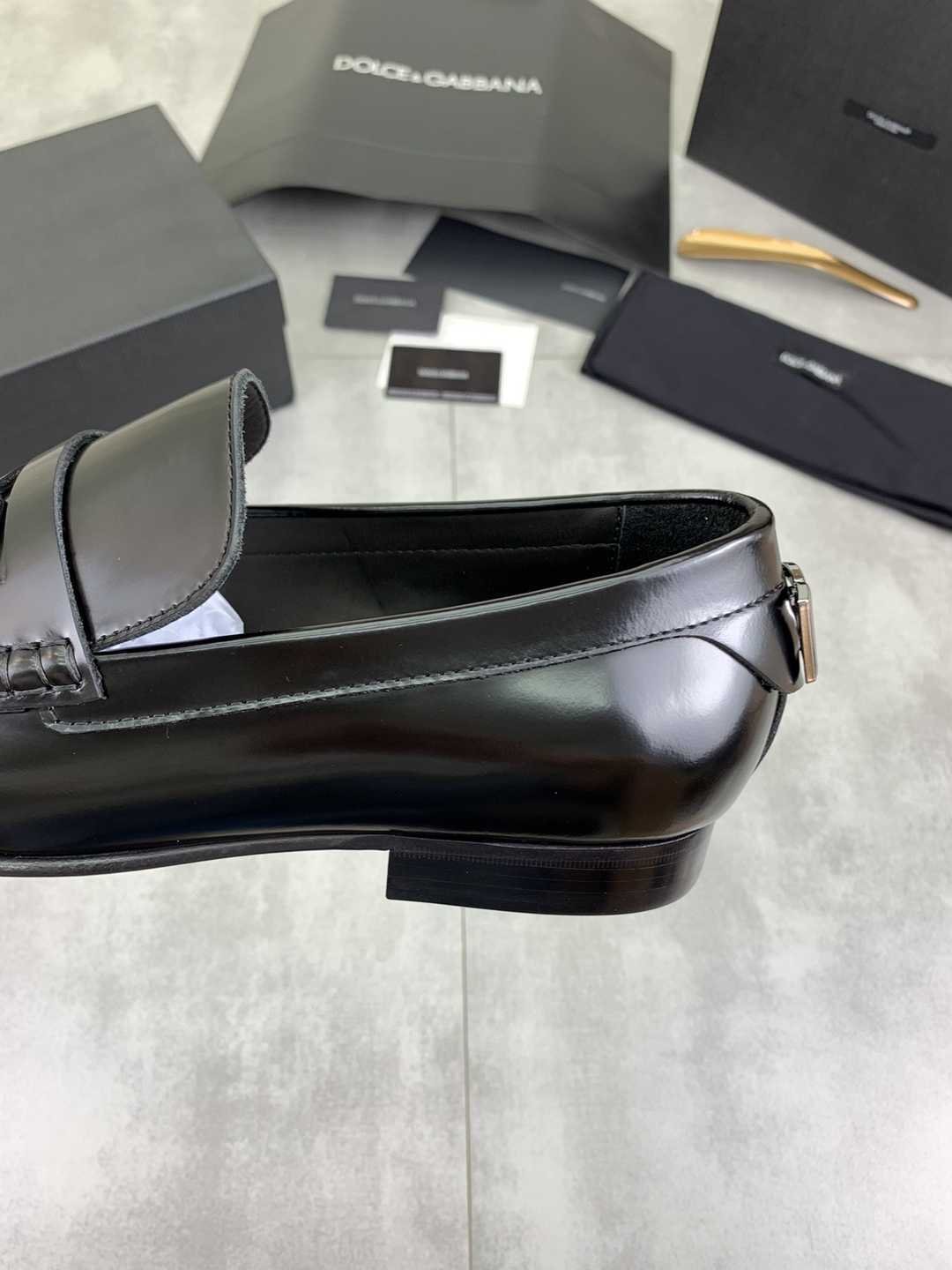 Dolce & Gabbana DG Dress Shoes Colorway 1 1081500-1
