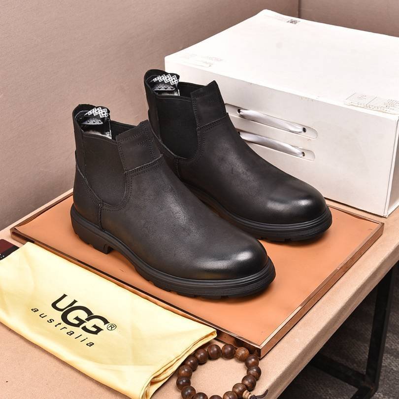 UGG Men's Leather Boots Colorway 17 1190330-17