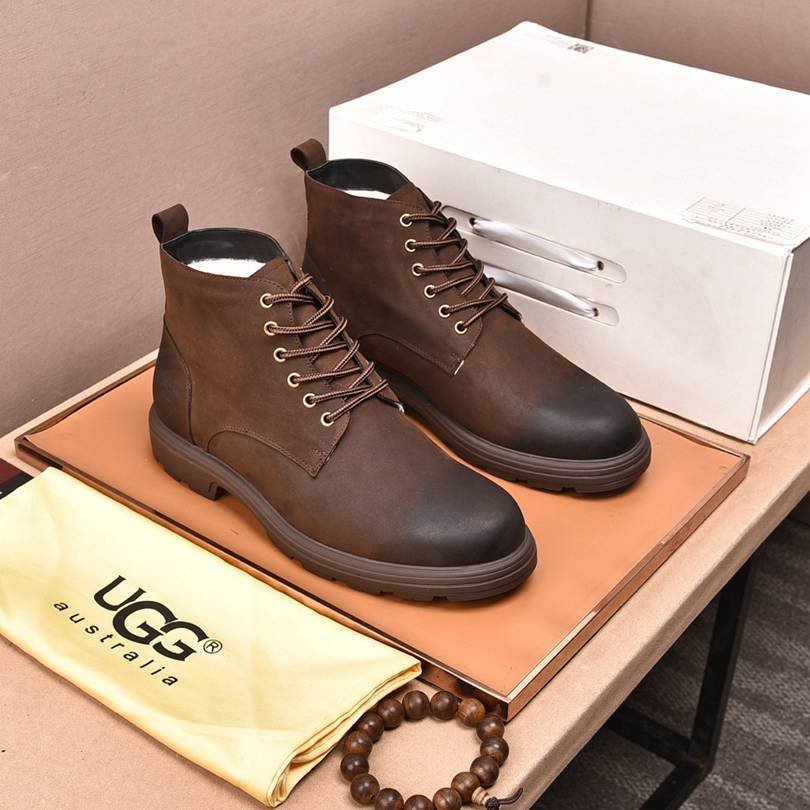 UGG Men's Leather Boots Colorway 15 1190330-15