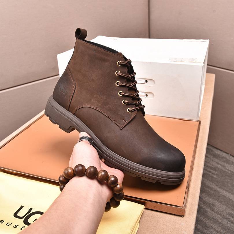 UGG Men’s Leather Boots Colorway 15 1190330-15