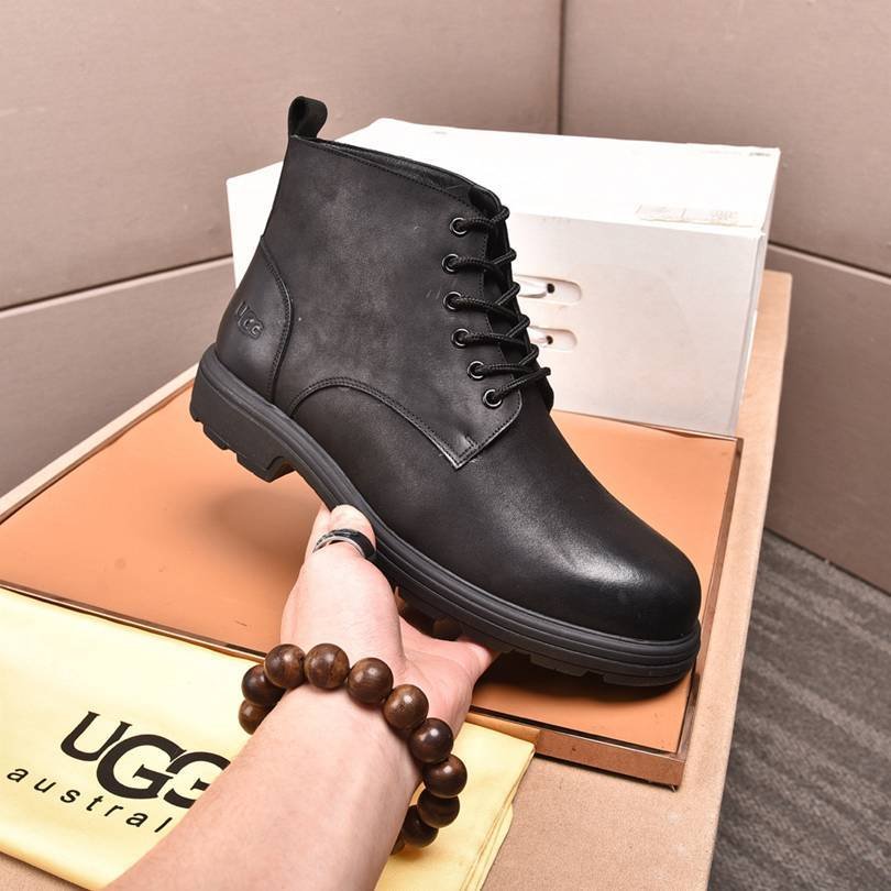 UGG Men’s Leather Boots Colorway 14 1190330-14