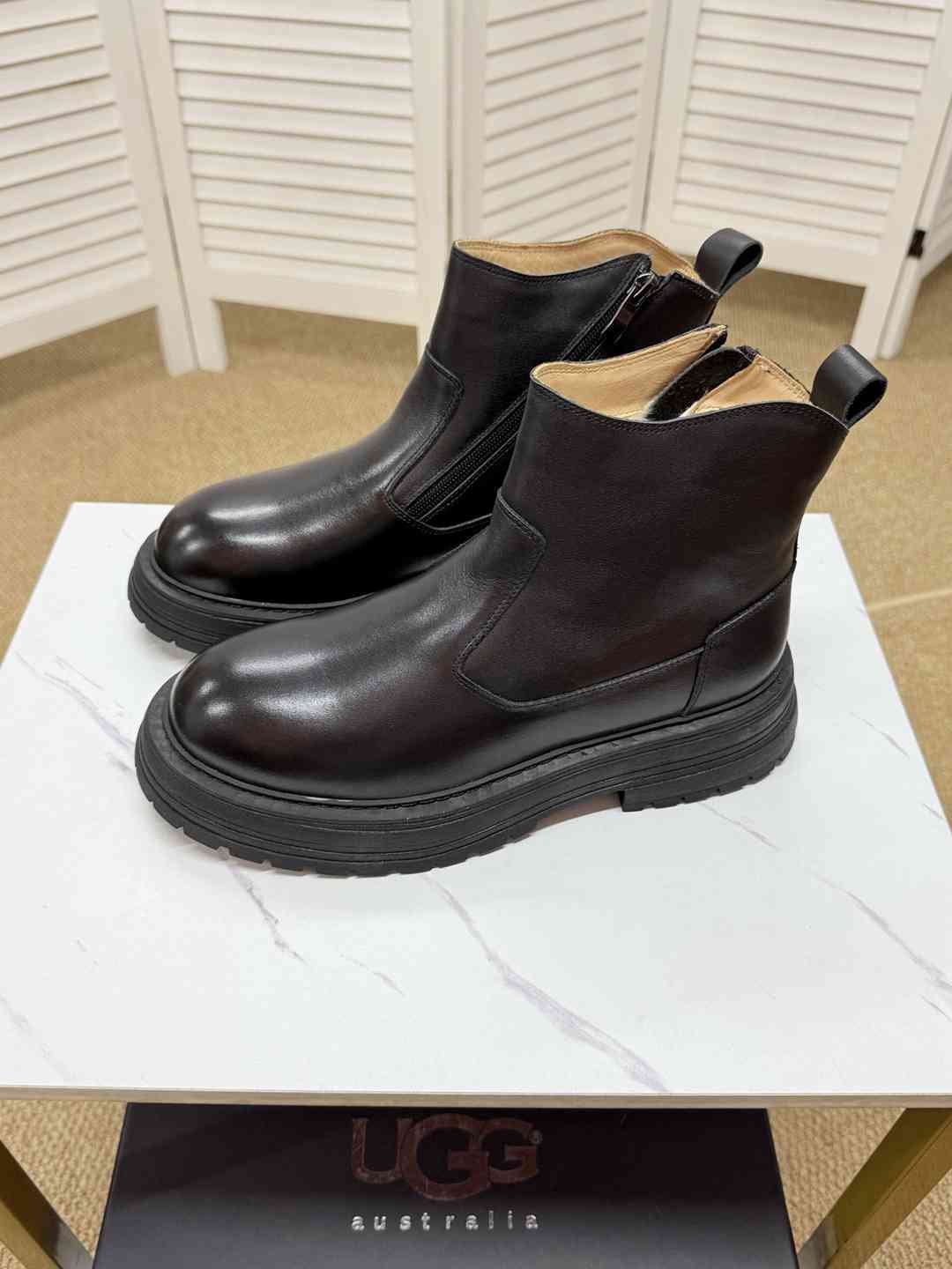 UGG Men's H2 Boots Colorway 8 1625360-8