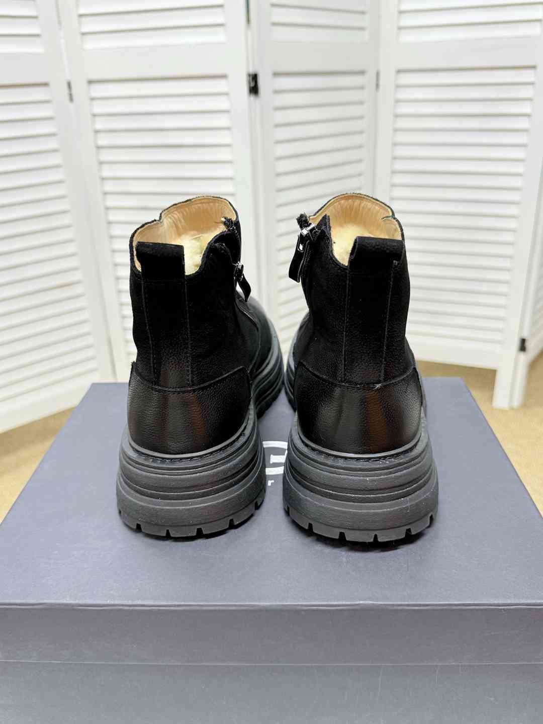 UGG Men’s H2 Boots Colorway 7 1625360-7