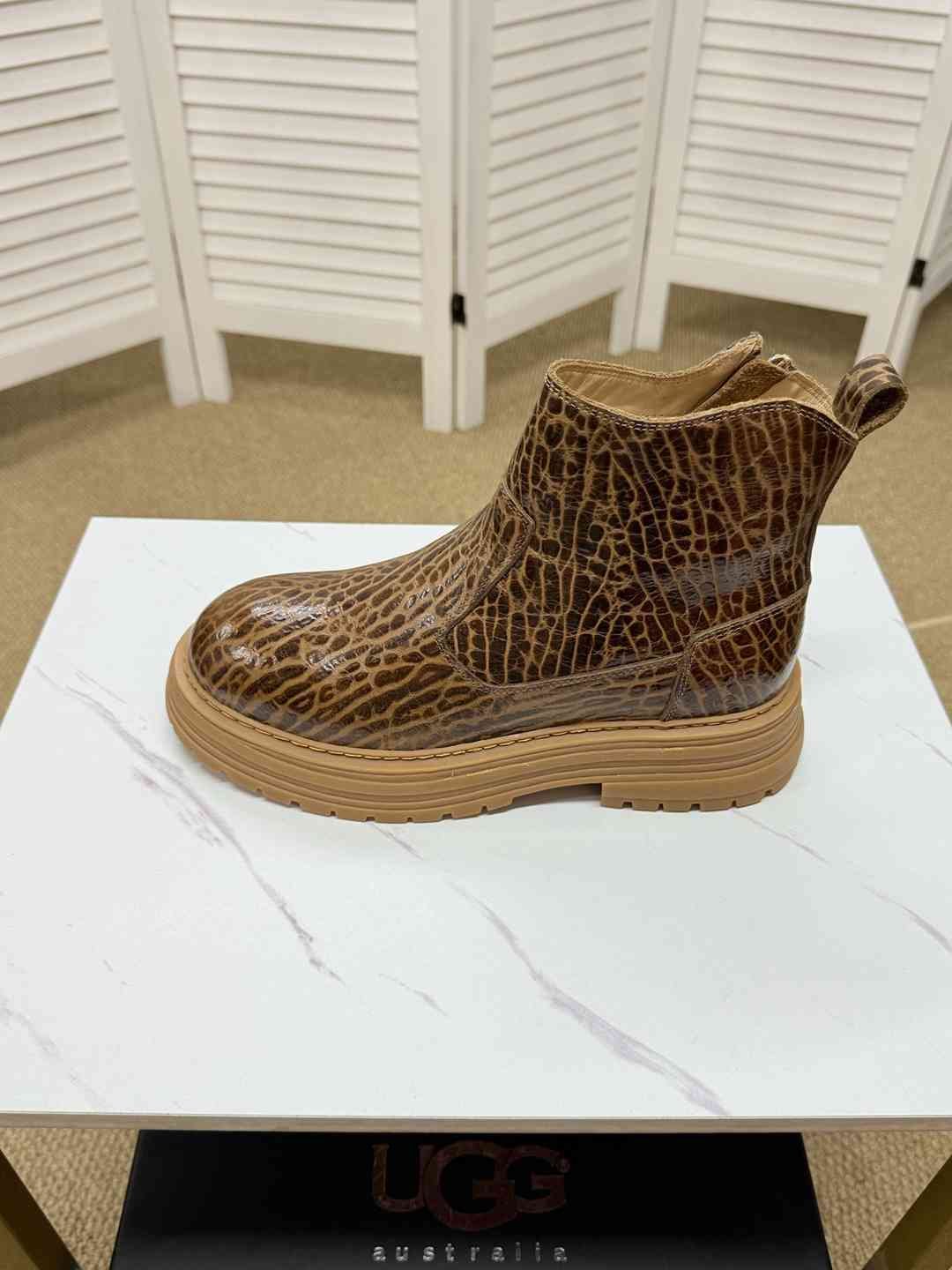 UGG Men’s H2 Boots Colorway 5 1625360-5