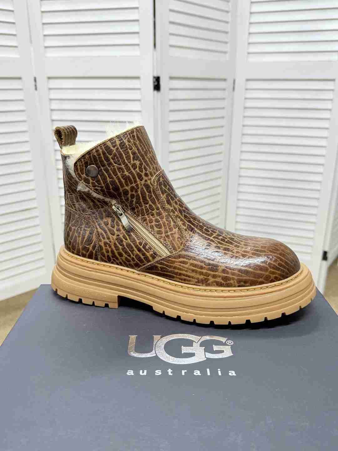 UGG Men’s H2 Boots Colorway 2 1625360-2