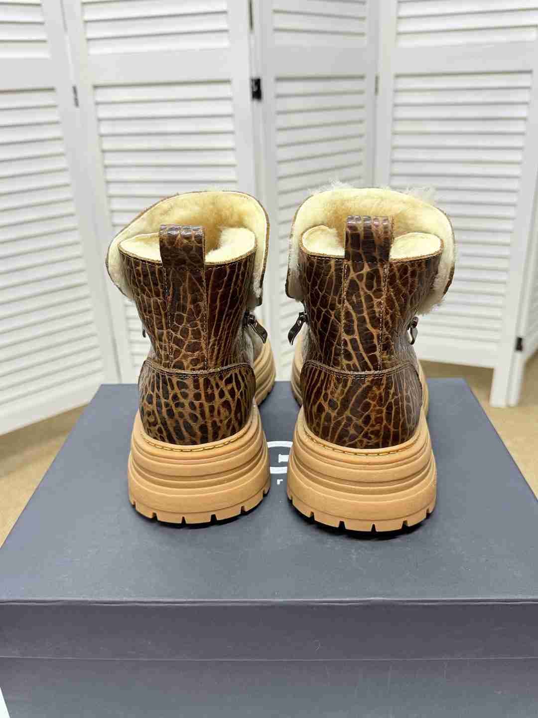 UGG Men’s H2 Boots Colorway 2 1625360-2