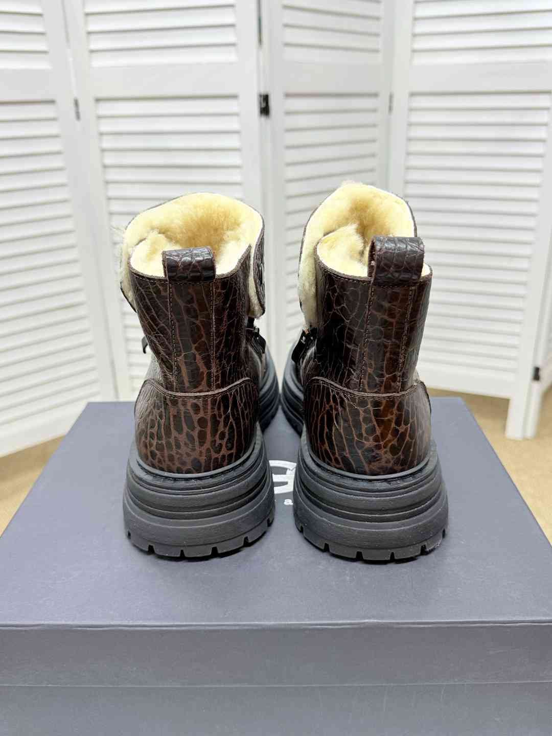 UGG Men’s H2 Boots Colorway 1 1625360-1