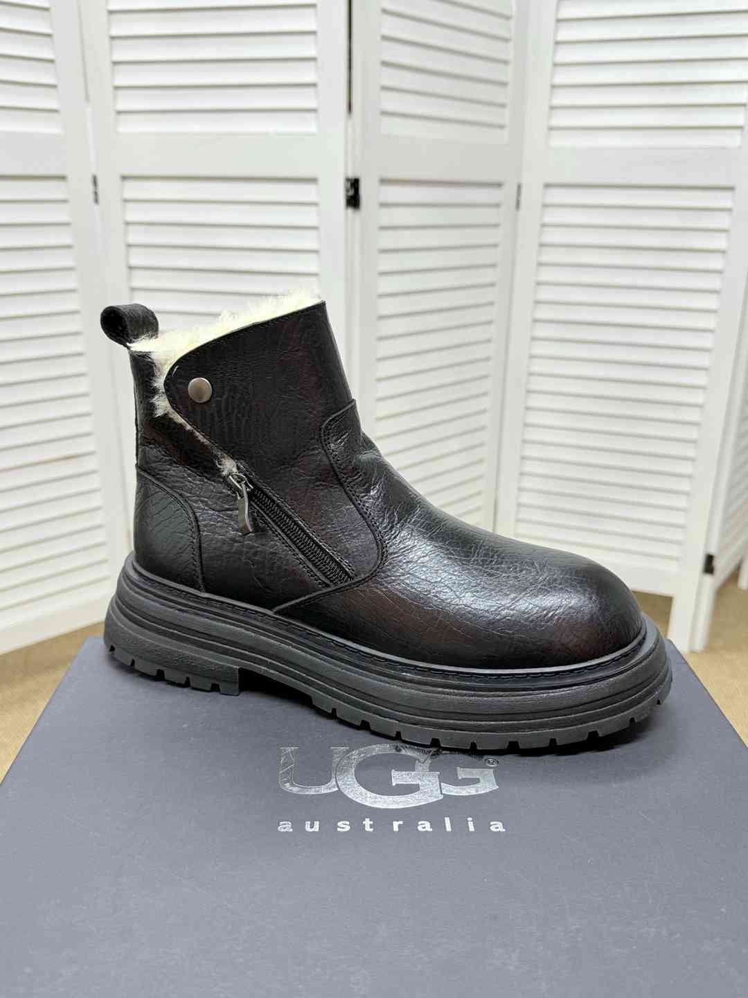 UGG Men’s H2 Boots 1625360
