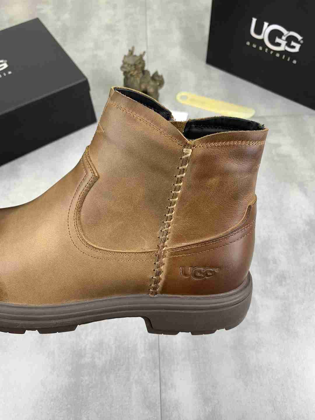 UGG Men’s UGG-5877 Boots Colorway 10 1081340-10