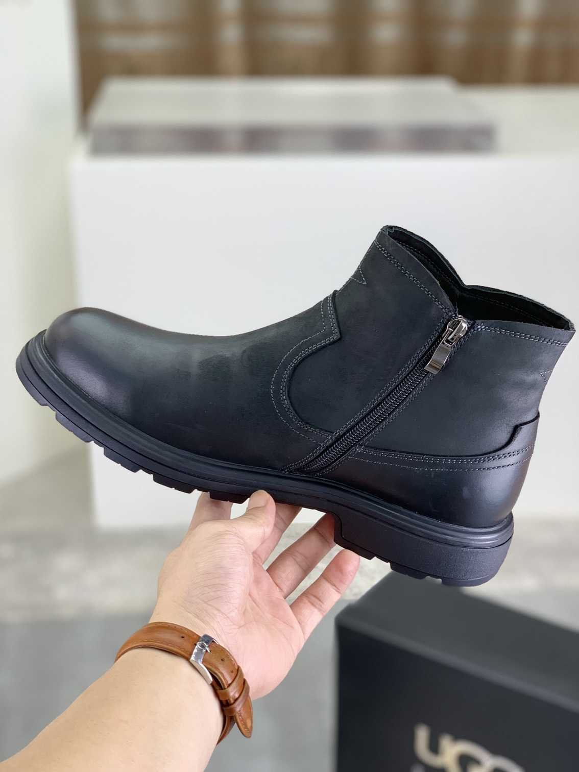 UGG Men’s UGG-5877 Boots Colorway 9 1081340-9