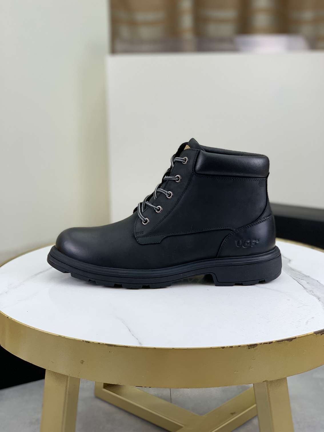 UGG Men's UGG-5877 Boots Colorway 6 1081340-6