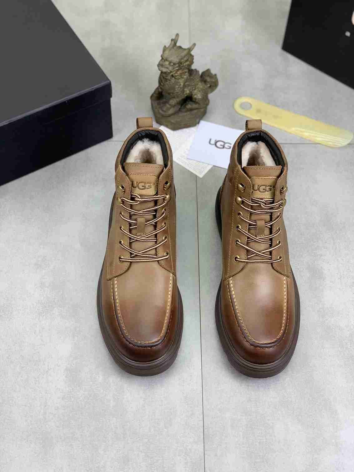 UGG Men’s UGG-5877 Boots Colorway 4 1081340-4