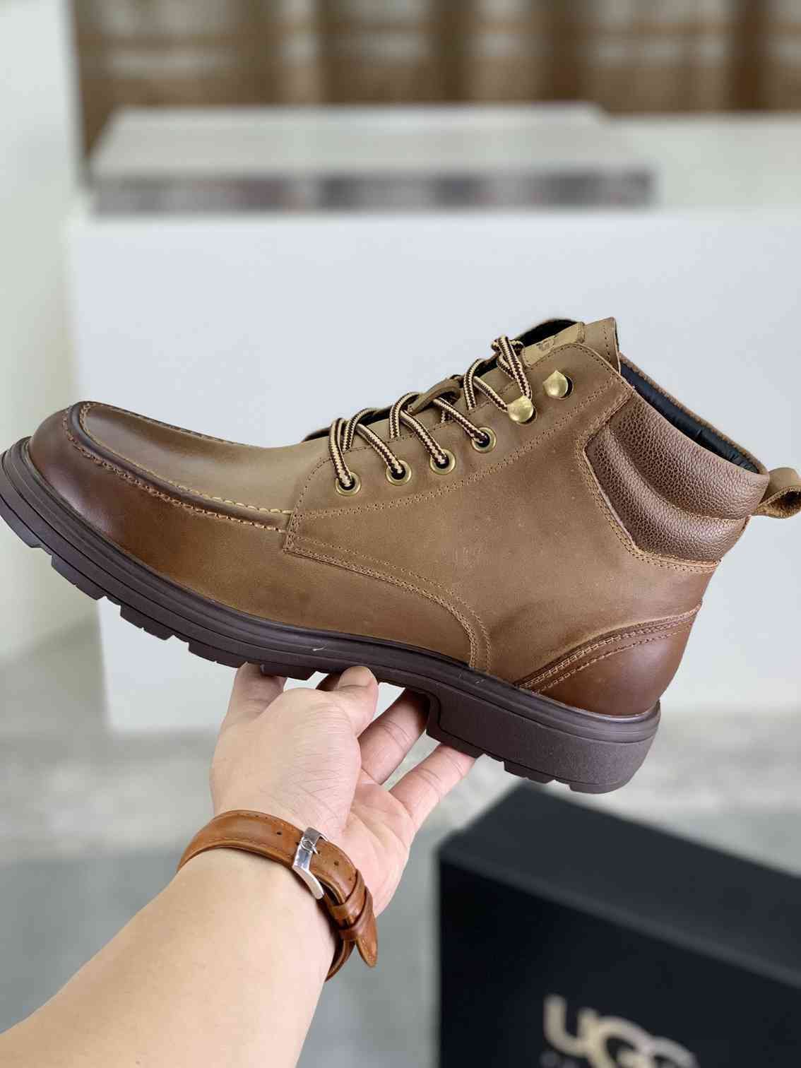 UGG Men’s UGG-5877 Boots Colorway 4 1081340-4