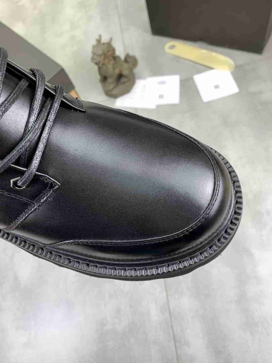 UGG Men’s UGG-5877 Boots Colorway 1 1081360-1