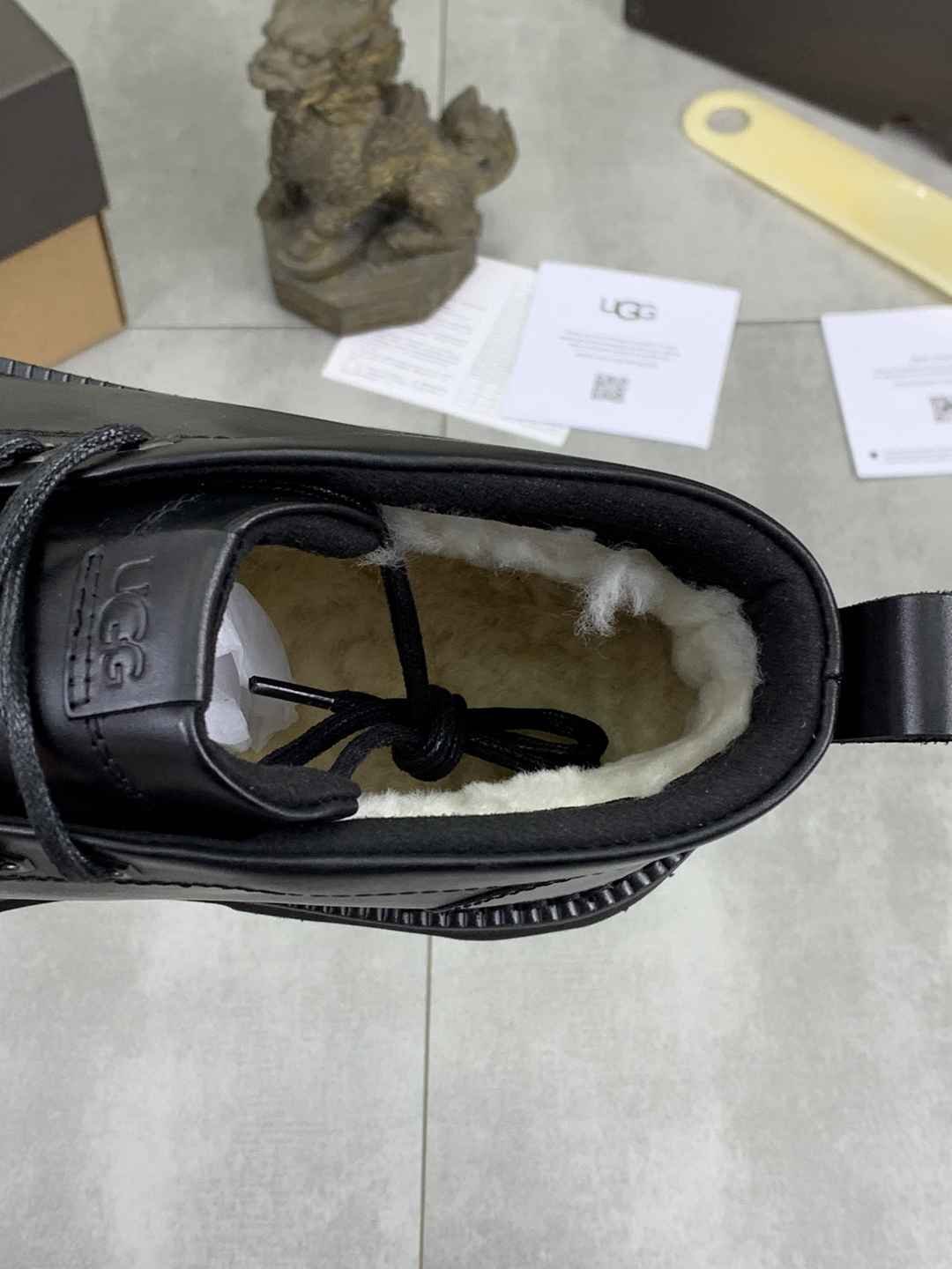 UGG Men’s UGG-5877 Boots Colorway 1 1081360-1