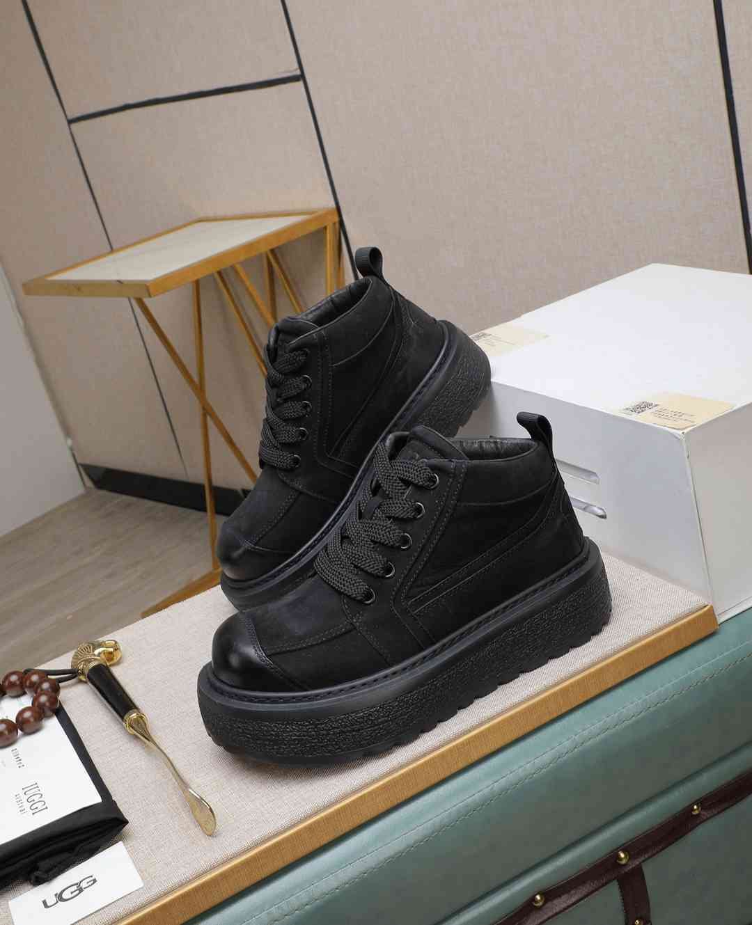 UGG Men’s IUGGI Sneakers Colorway 2 1190350-2