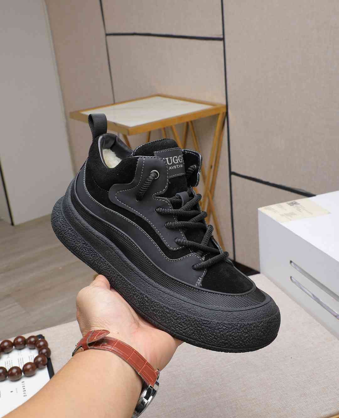 UGG Men’s IUGGI Sneakers Colorway 6 1190340-6