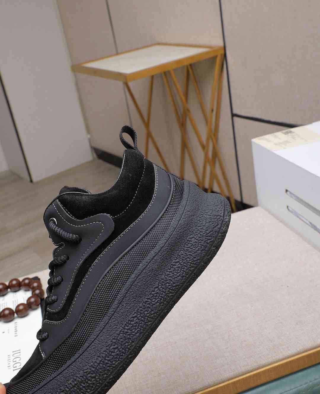 UGG Men’s IUGGI Sneakers Colorway 6 1190340-6